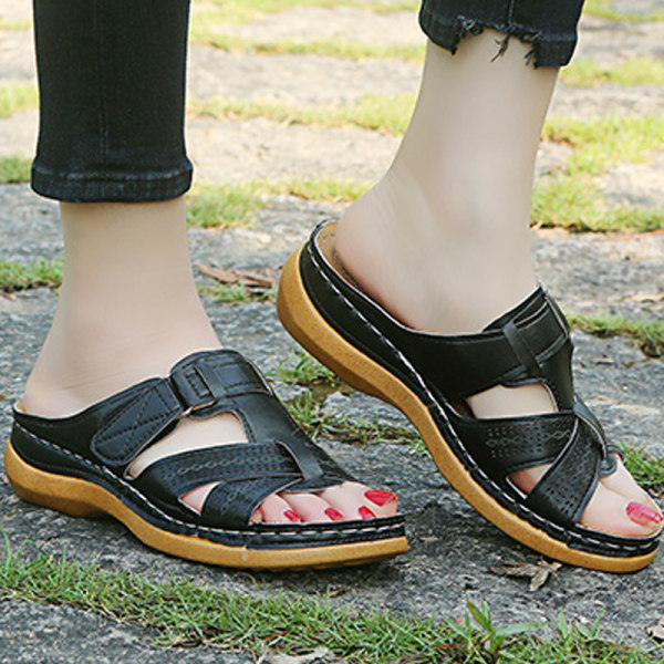 Ortopediska sandaler för kvinnor Sköna halkfria platta skor . Black 37