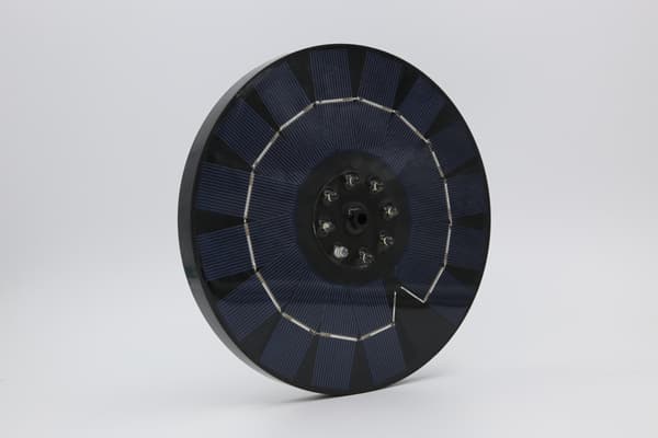 Vattenfontän solcellsdriven 18 cm med vit LED-belysning xZ