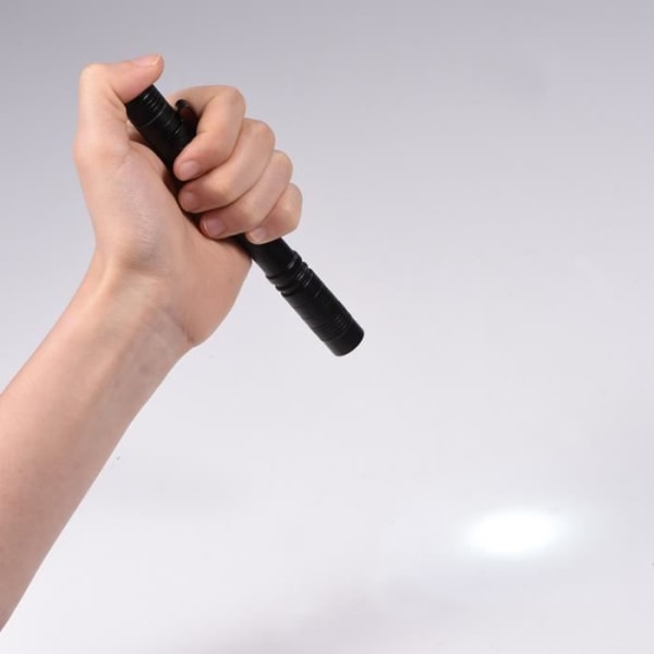 Mini Ficklampa, Ficklampa Ficklampa i aluminiumlegering LED-ficka Super Bright Pen Clip Powered Light