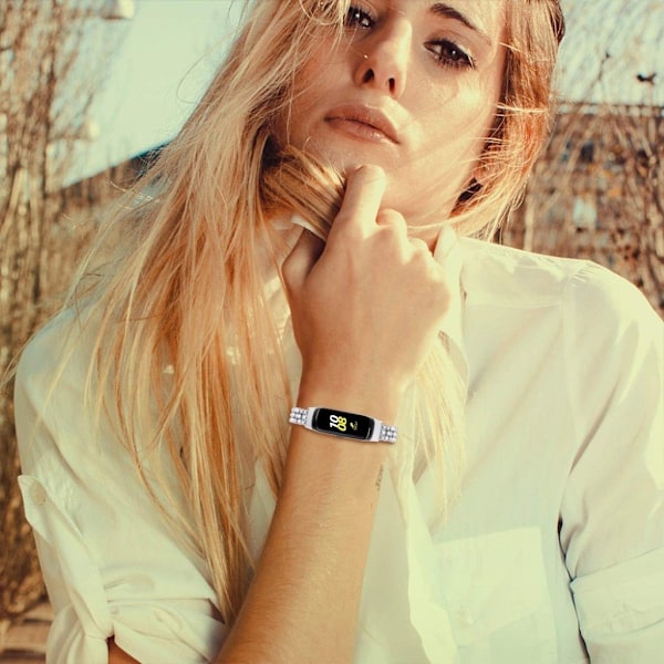 Samsung Galaxy Fit moderiktigt klockarmband i rombform - Guld Guld
