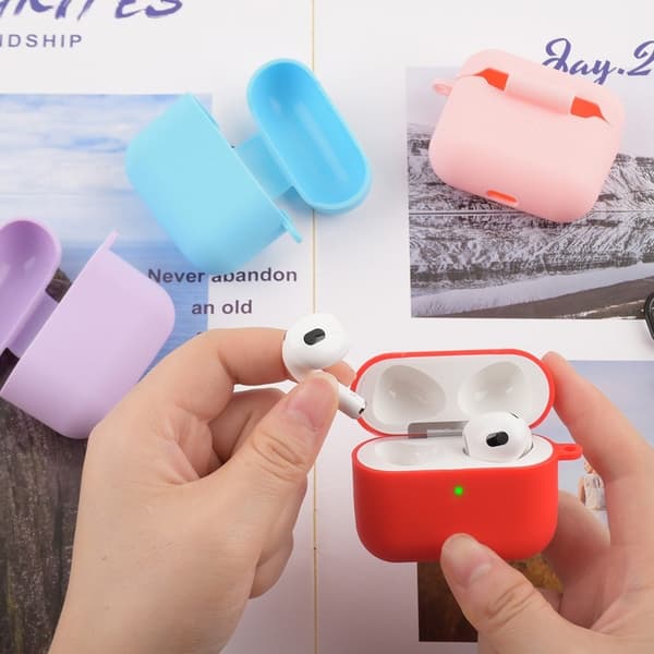 AirPods silikonfodral med karbinhake - Beige Brun