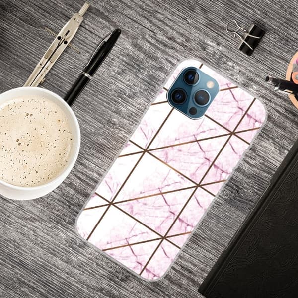Marble iPhone 15 Suojakotelo - White In Square Strike Marble Pink