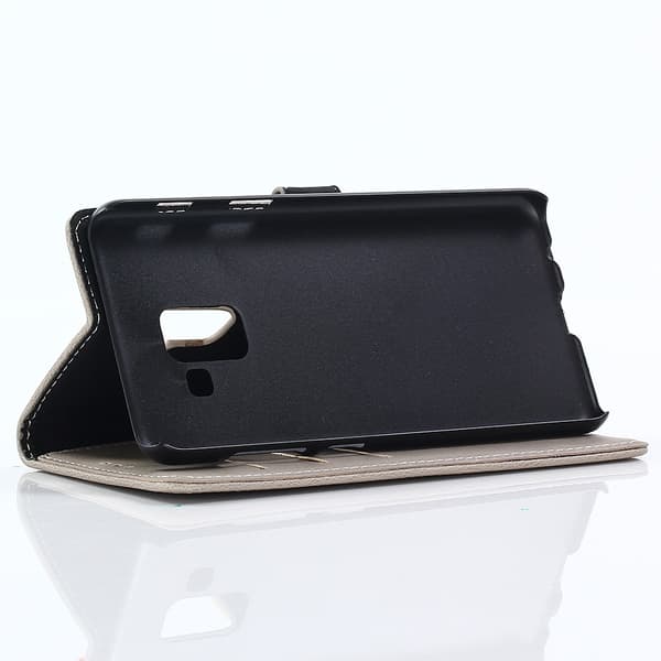 Crazy Horse Retro skinnlommebok-etui i lær for Samsung Galaxy A8 (2018) - Grå Silver grey