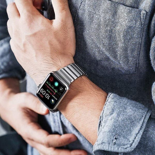Apple Watch 44 mm urrem med sommerfuglespænde i rustfrit stål - Sølv Silver grey
