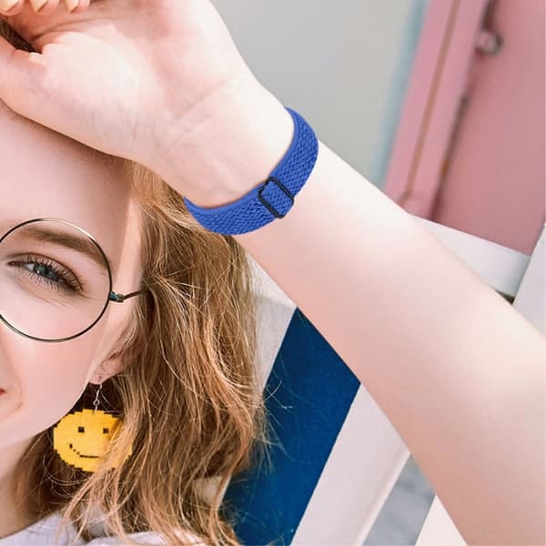 Fitbit Sense / Versa 3 joustava kellonhihna säädettävällä soljella - Safiiri Blue