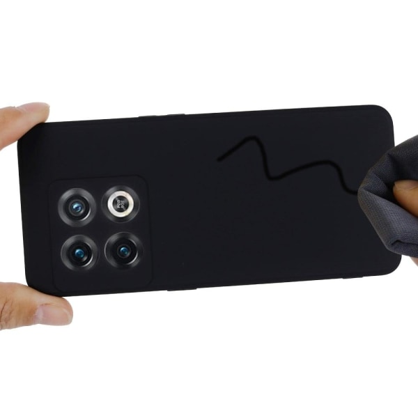 Matt OnePlus 10 Pro skal av flytande silikon - Svart Svart