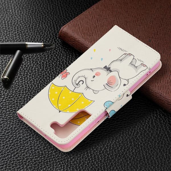 Wonderland Samsung Galaxy S22 Plus Flippetui - Paraply og Elefant Multicolor