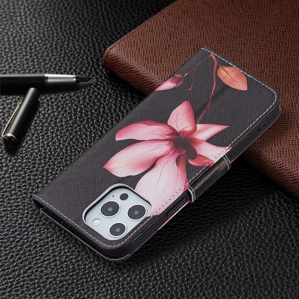 Wonderland iPhone 13 Pro Max flip-etui - Lotus Black