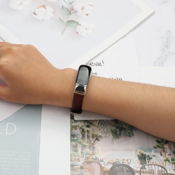 Fitbit Luxe aito nahkakellon hihna - Ruskea / Koko: L Brown