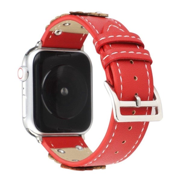 Apple Watch Series 5 44mm klockarmband i äkta läder med blomsterdekor - Röd Röd