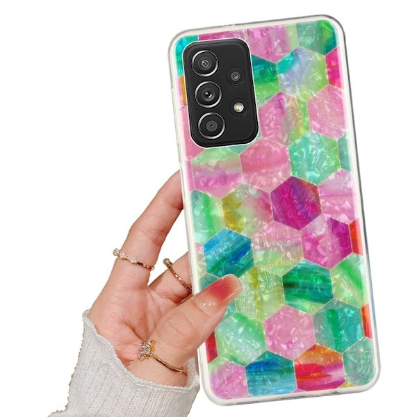 Deco Samsung Galaxy A33 5G Suojakotelo - Värikäs Hexagon Multicolor