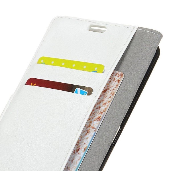 HTC Desire 12 Crazy Horse Magneettinen Seisova Lompakko Kotelo - White