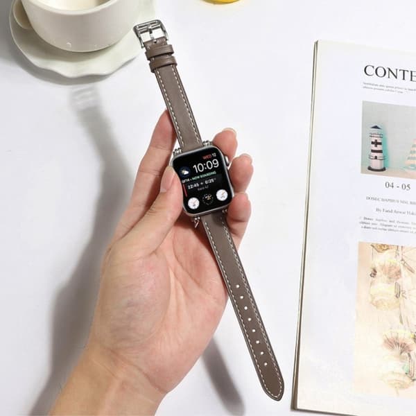 Apple Watch 40 mm klockarmband i läder med pärldekor - Grå Silvergrå