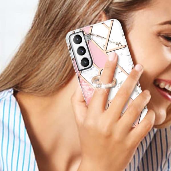 Marble Mønstret Deksel med Ring Holder til Samsung Galaxy S21 FE - Rosa / Hvit Pink