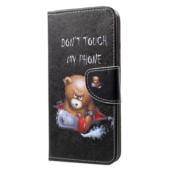 Huawei P30 Lite mønstret læder flip etui - Vred Bjørn Multicolor