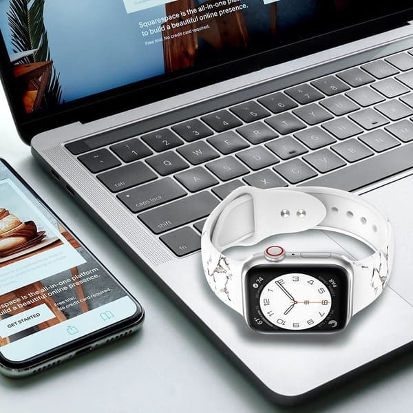 Apple Watch Series 8 (41mm) silikonerem med mønster - Marmor / Størrelse: M White