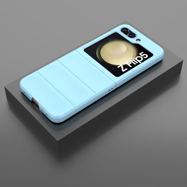 Mjukt greppformat Samsung Galaxy Z Flip5 skal - Baby Blå Blå
