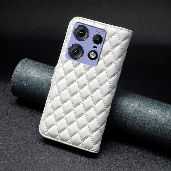 Rhombus mat Motorola Edge 50 Pro flip etui - Hvid White