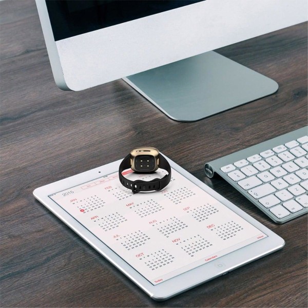 Fitbit Versa 4 / Sense simple watch strap - Pink Size: S Pink