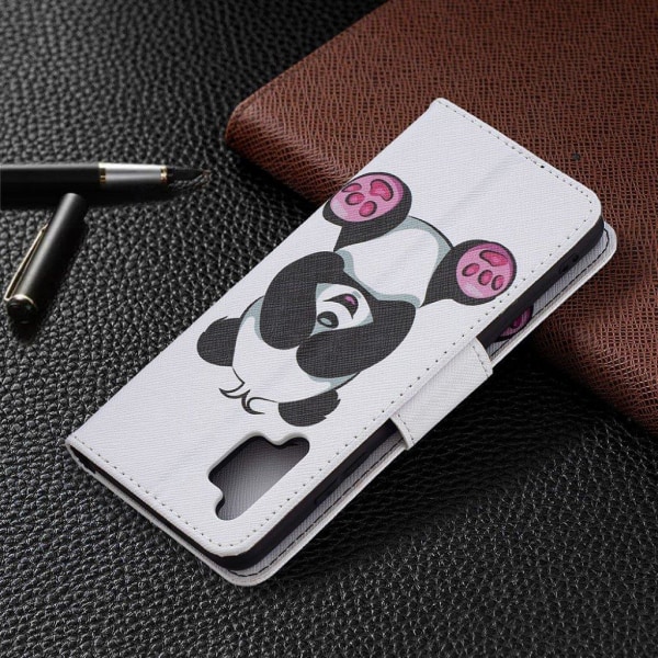 Wonderland Samsung Galaxy A32 flip kuoret - Söpö Panda White