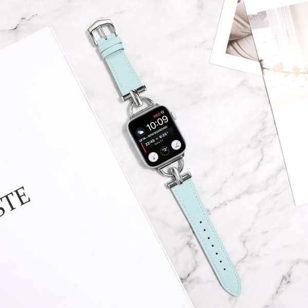 Apple Watch Series 8 (41mm) D-formad rem i äkta läder - Baby Blå Blå