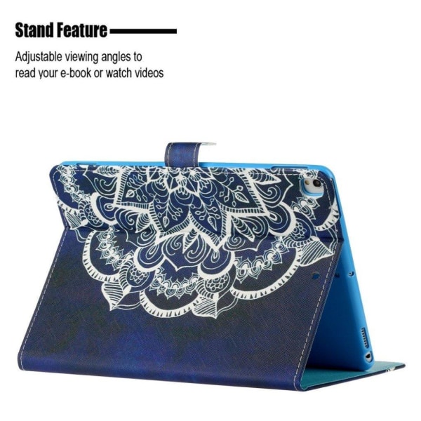 iPad 10.2 (2019) trendy mønstered læder flip etui - i Blomst Multicolor