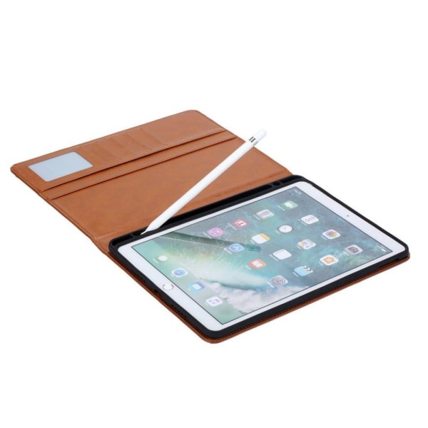 iPad 10.2 (2020) holdbar læder flip etui - vinrød Red