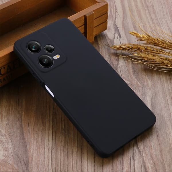 Matt Xiaomi Redmi Note 12 Pro Plus skal av flytande silikon - Svart Svart