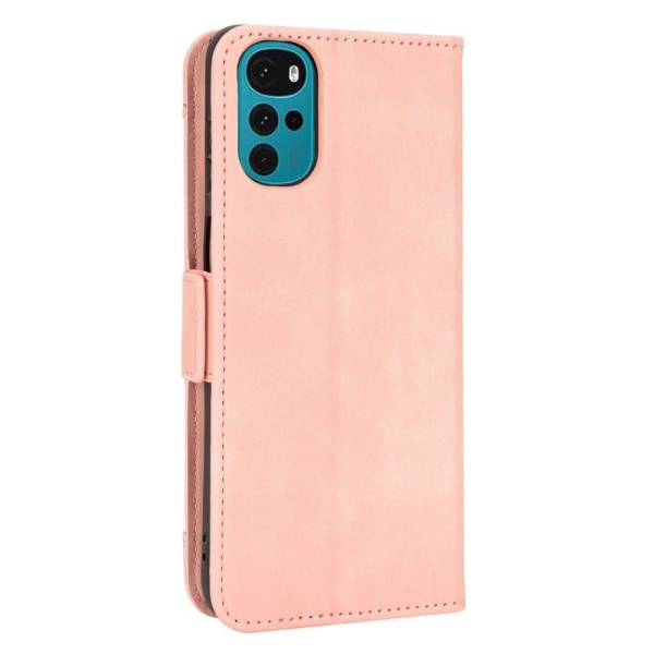 Modern-styled leather wallet case for Motorola Moto G22 - Pink Pink