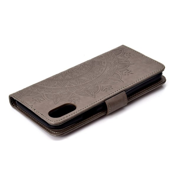 iPhone Xr flip cover i læder med Mandala-mønster - Grå Silver grey