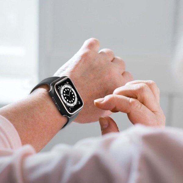 Apple Watch SE 2022 (40mm) dobbeltfarvet galvaniseringscover med hærdet glas - Sort / Sølv Black