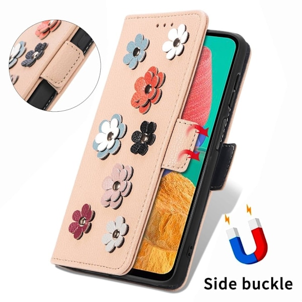 Mjukt läder Samsung Galaxy M33 5G fodral med blomdekor - Brun Brun