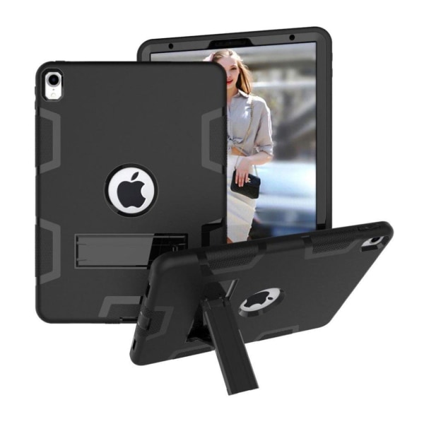 iPad Pro 11 inch (2018) hybrid tablett skydd av plast med fotstö Svart