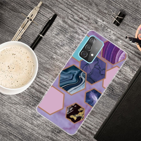 Marble Samsung Galaxy A33 5G Etui - Sekskanter i Lilla Baggrund Multicolor