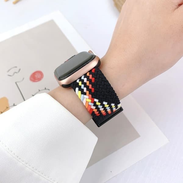 Apple Watch 49mm / 45mm / 44mm / 42mm Armbånd - Svart Regnbue Multicolor