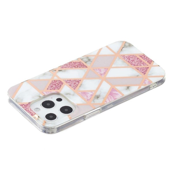 Marble iPhone 13 Pro Max Suojakotelo - Pinkki / Valkoinen Multicolor