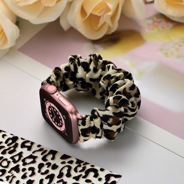 Apple Watch Series 6 / 5 40mm elastic hair band style watch strap - Rose Gold Connector / Leopard / Size: L multifärg