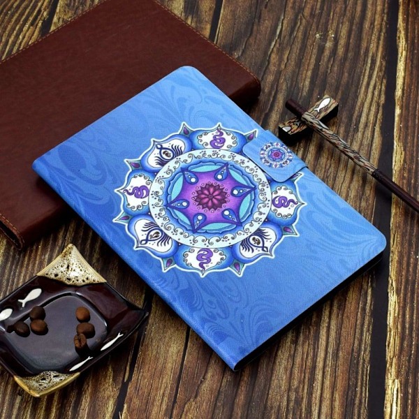 Amazon Fire 7 (2022) viileä kuvio nahkakotelo - Mandala Blue