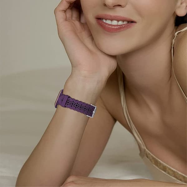 Apple Watch (41mm) stilfuld blossom silikone urrem - Lilla Purple
