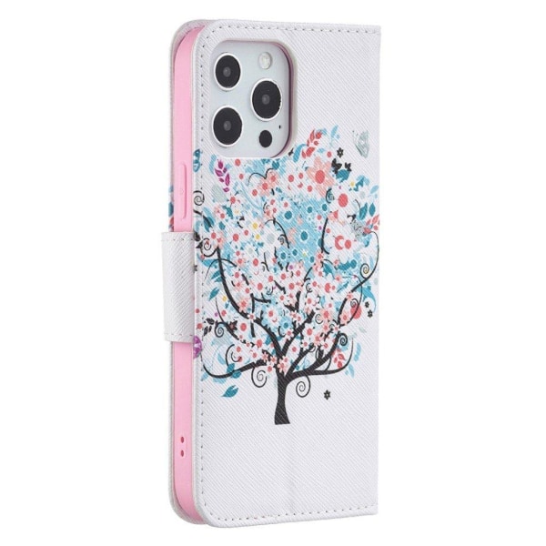 Wonderland iPhone 13 Pro Max flip etui - Blomstertræ Multicolor