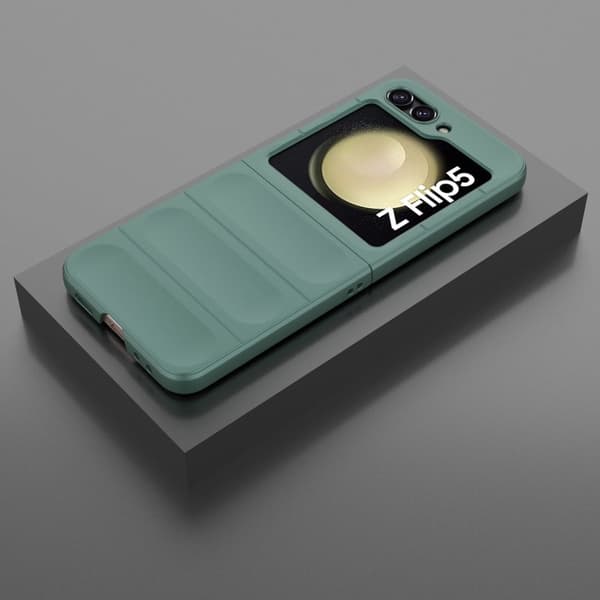 Mjukt greppformat Samsung Galaxy Z Flip5 skal - Grön Grön