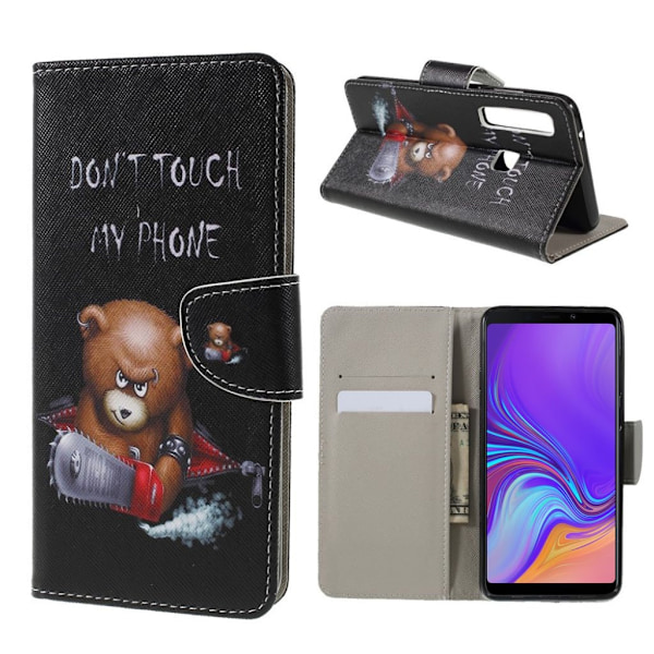 Samsung Galaxy A9 (2018) synteetti nahkainen lompakko suojakotelo kuviolla - Nalle Do not Touch My Phone Multicolor