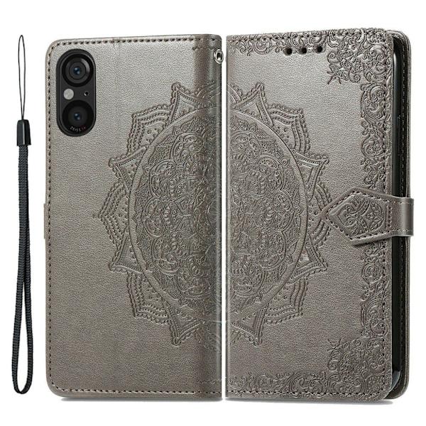 Mandala Sony Xperia 5 V nahkakotelo - Harmaa Silver grey