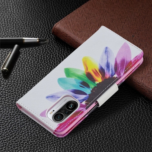 Wonderland Xiaomi Mi 11i / K40 Pro Plus / Poco F3 Flip Etui - Farverig Kronblade Multicolor