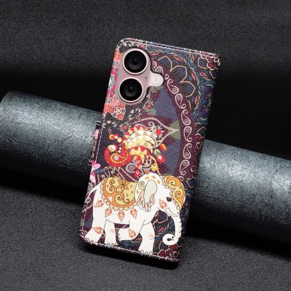 Wonderland iPhone 16 fodral -Blomma Och Elefant multifärg