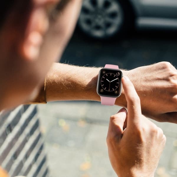 Apple Watch Series 5 44mm simpel silikone Urrem - Lyserød Pink
