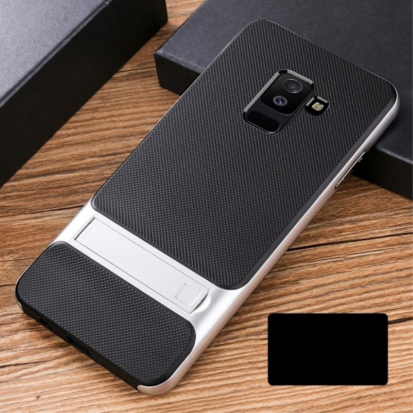 ELEGANCE Samsung Galaxy A6 Plus (2018) mobiletui i kombimaterialer med gittermønster - Sølv Silver grey