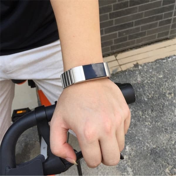 Fitbit Charge 2 urlänk metall material fjärilslås - Silver Silvergrå