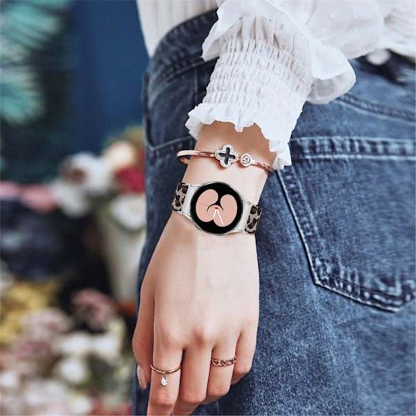 Samsung Galaxy Watch 5 / 4 klockarmband i elastisk nylon - Leopard Brun