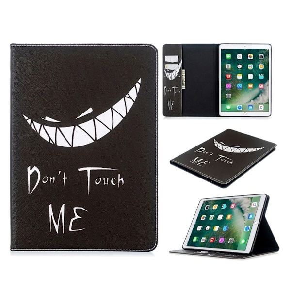 iPad 10.2 (2019) Stilfuldt mønster læder flip etui - Don't Touch Me Black